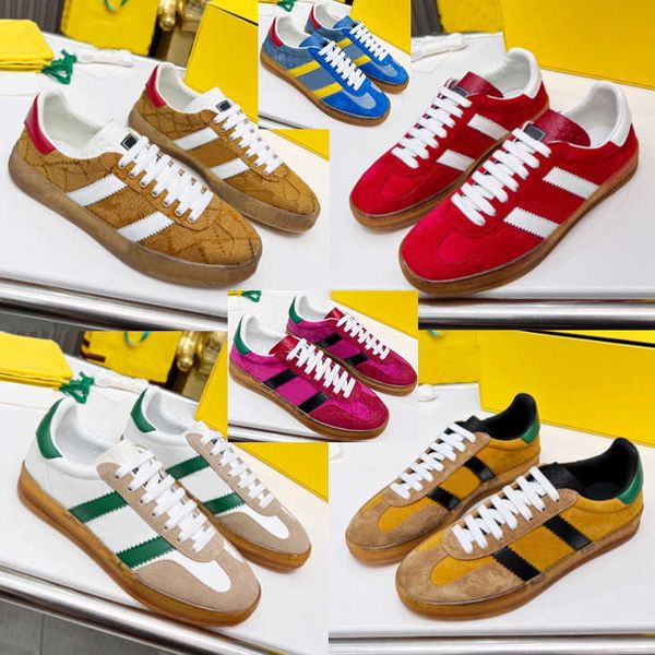 

new style luxury designer shoes mens women gazelle sneakers velvet patchwork black red retro trainers co-branded ladies sneaker chaussures e