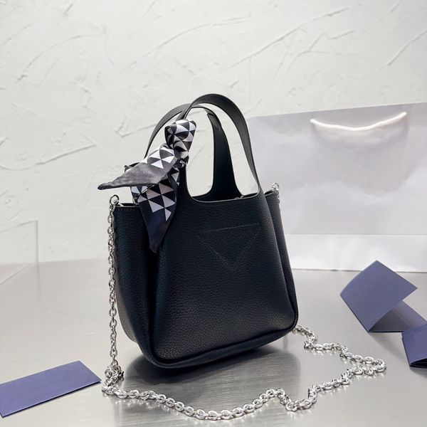 

crossbody bag chain designer bag women designers shoulder bags handbags ladies classic fashion handbag with silk scarf