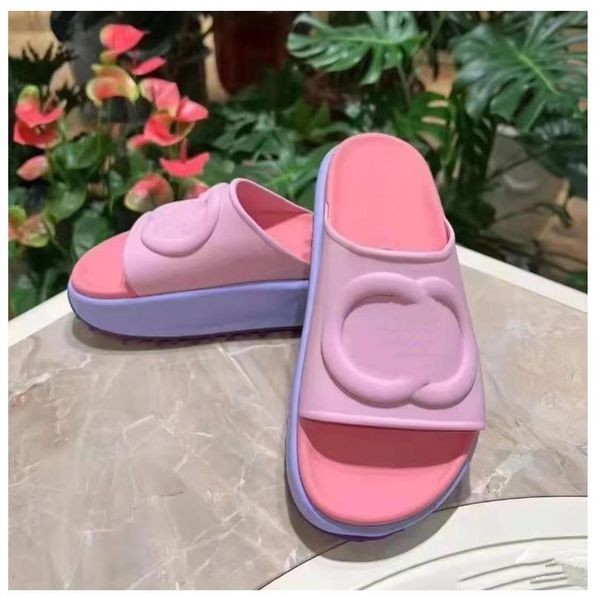 

2023 thick bottom beach slippers fashion summer women new eva thick soled miami slides designer summer flat sandals house pink white flip fl, Black