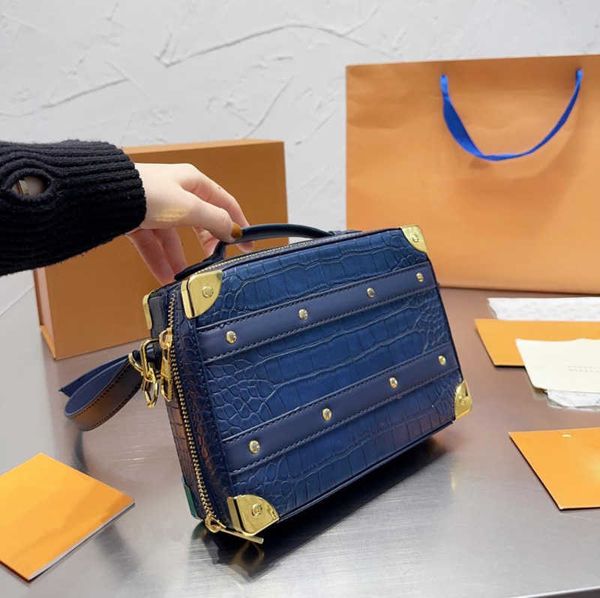 

bags totes designer bag women handbag classic imitation brand rivet letter stitching leather shoulder stereo bag commuter dinner wallet
