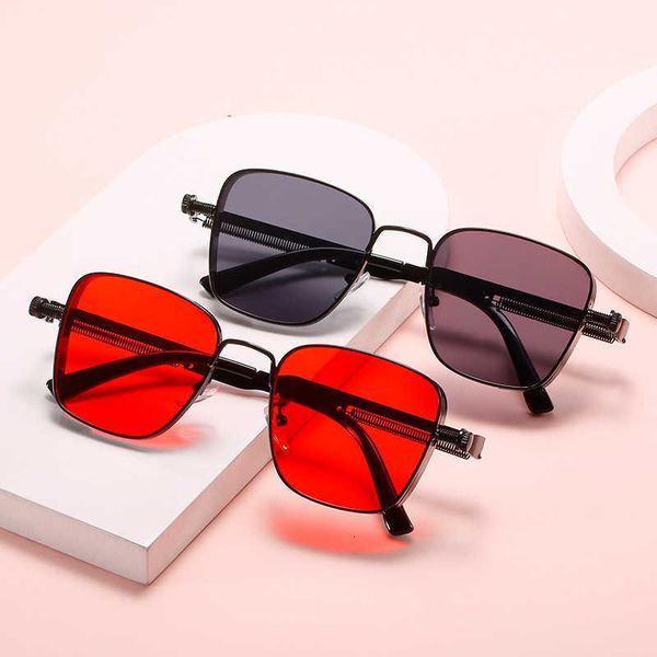 

sunglasses new steampunk men's and women's personalized street smetal box fashion trend glasses, White;black