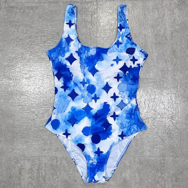 

designer bikini swimsuit triangle letter womens beach summer swimsuits classic kinds of choice fashion popular wholesale swimwear swimsuit, White;black