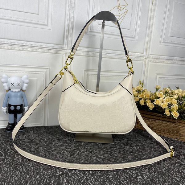 

2023 designer luxury one shoulder bag diagonal span baguette bag 56091
