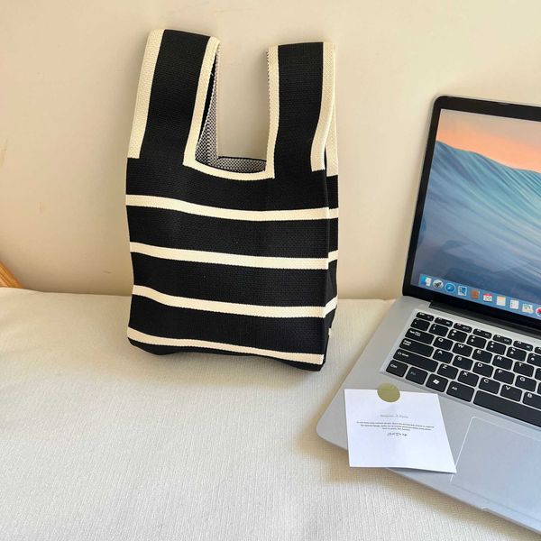

casual women knitting bag design knitted stripe bags shoulder woven bag underarm bag eco small shopping handbag for women 230304