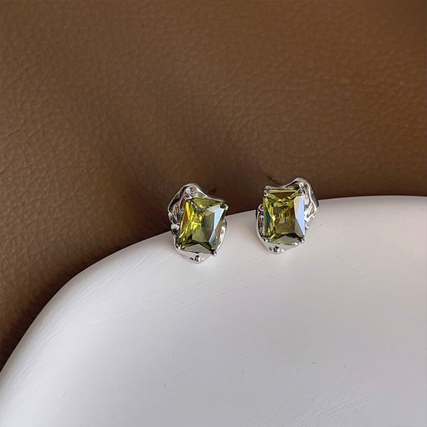 

s3473 fashion jewelry s925 silver needle geometric earrings for women olive green zircon stud earrings, Golden;silver