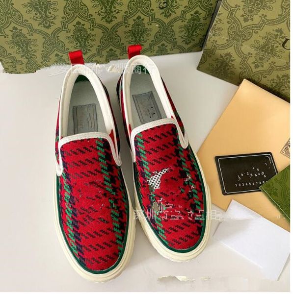 

2023 designer sneakers gazelle men shoes printed alphabet casual shoe embroidery retro fluff upper rubber sneaker luxury leather trainers 35, Black