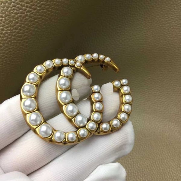 

60% off 2023 new luxury fashion jewelry for new double pearl brooch brass material small crowd design fashionable and versatile suit pin, Gray
