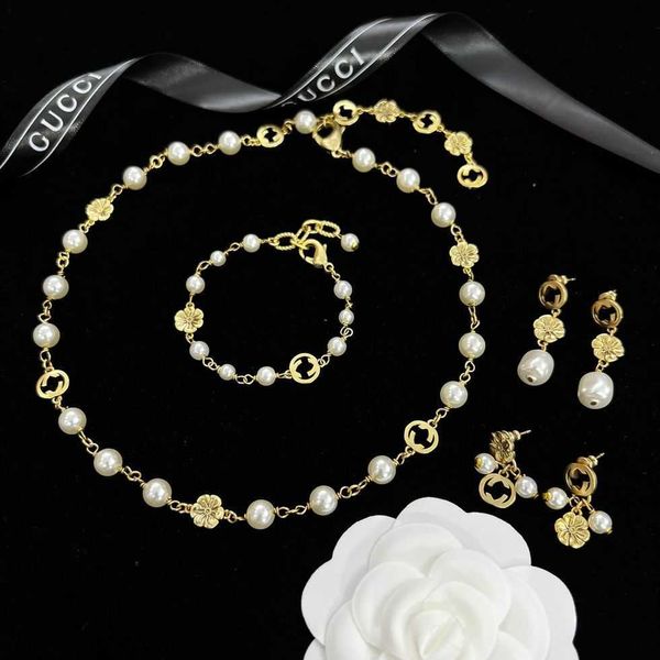 

80% off 2023 new luxury fashion jewelry for new neckchain pearl petal necklace women's double interlocking bracelet tassel earrings, Black