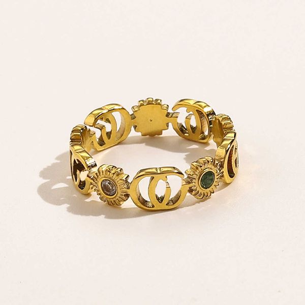 

luxury jewelry daisy stainless titanium steel bronze flower set zircon couple ring, Silver