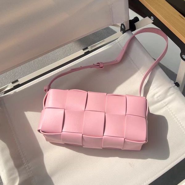 

shoulder womens designer luxurys sheepskin bag one cassette batega botegas new pillow woven package light bags handbags women leather lining