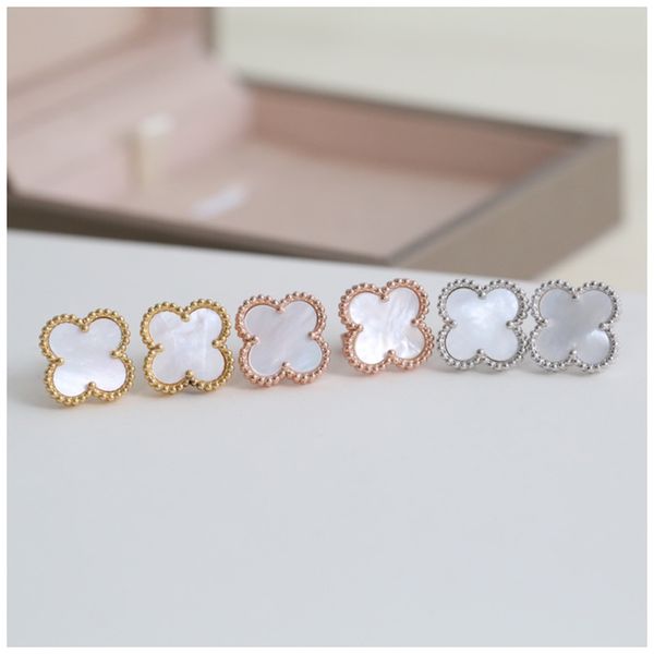 

Ch Charm Earring Camellia Charm Luxury Brand Earrings Wholesale-8