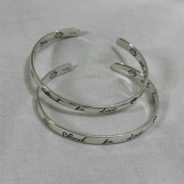 

factory wholesale 2023 new luxury fashion jewelry for double eye heart bird flower and phrase love series bracelet, White