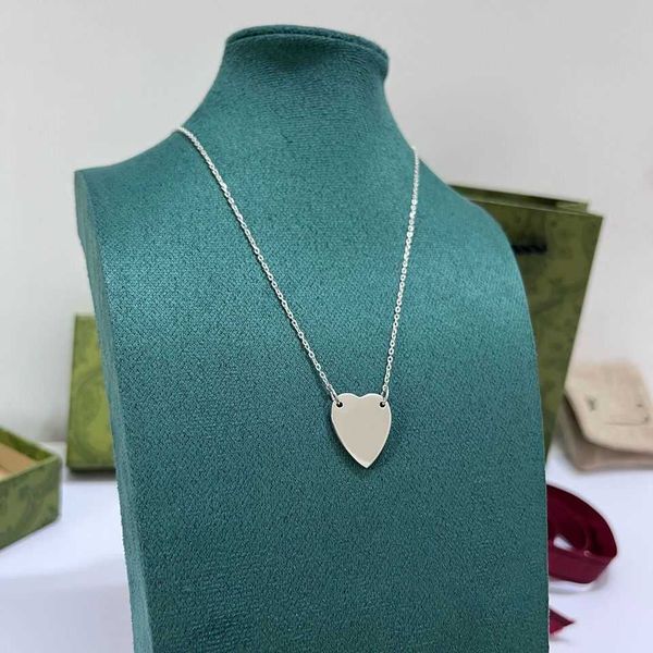 

95% off 2023 new luxury fashion jewelry for family love heart double classic necklace, Silver