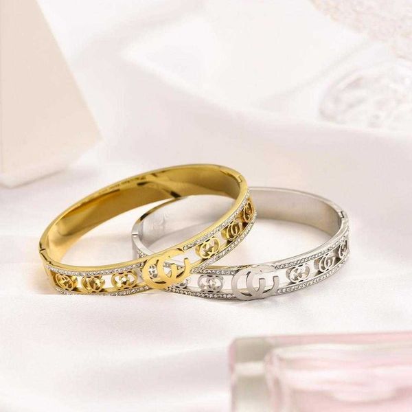 

titanium steel small ancient hollow out pattern one ring drill buckle bracelet simple light style bracelet designer luxury jewelry, White