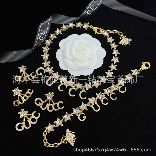 

r jewelry family's temperament suit letters full diamond bracelet five-pointed star earrings, Silver