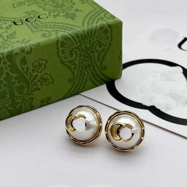 

2023 new luxury fashion jewelry for double half piece pearl brass silver needle versatile earrings female, Golden