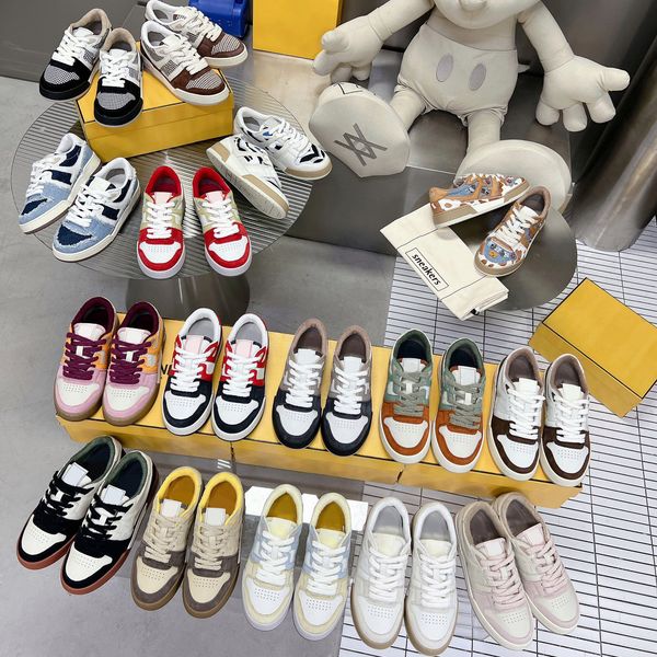 

luxury match compact match low casual shoes design sneaker vintage suede beige shock absorbing material skate shoes 35-45 2023, Black