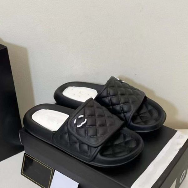 

slotted slippers, senior brand designer, female outerwear, 2023 spring new style, comfortable, candy-colored flat-bottomed bubble slippers, Black