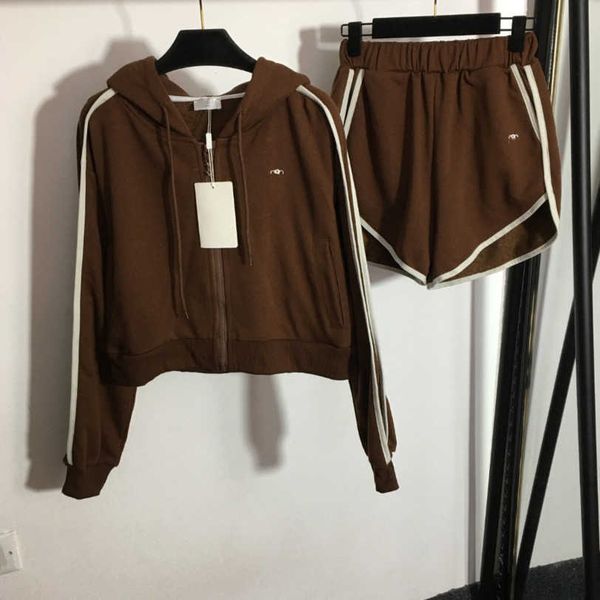 

23ss women designer brand sports suit long sleeves hoodie shorts set chest logo embroidery zipper jacket elastic waist casual shortss suits, Gray