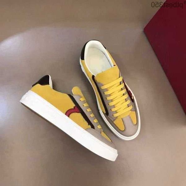 

luxury designer 2023 new men fashion leather sneakers daily casual shoes embroidered patte 5m7b, Black