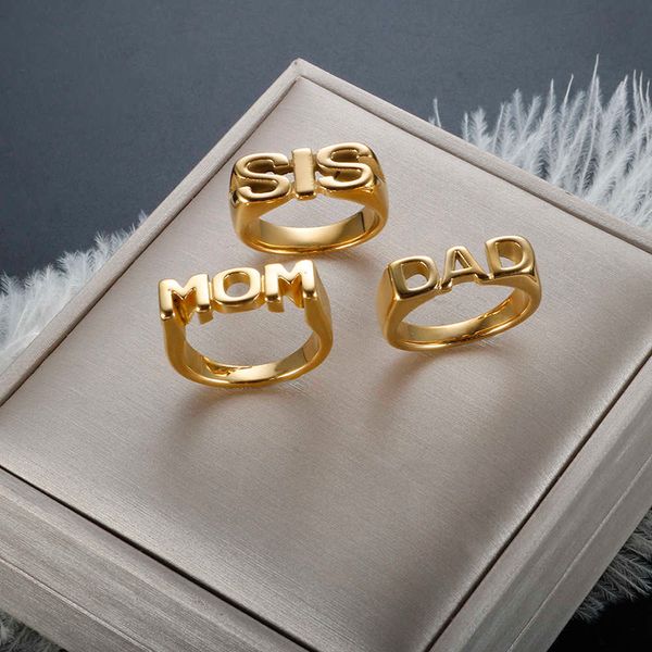 

cluster rings new fashion gold plated glossy letters stainless steel rings for women men mom sis dad polish jewelry xmas gift l230306, Golden;silver