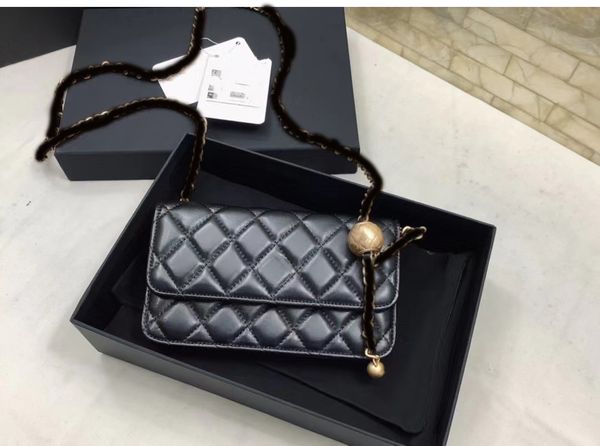 

classic women's bag high-end customized quality handbag fashion business leisure style lady handbag lambskin soft leather model 3071