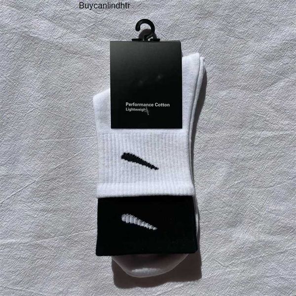 

women fashion sports men's socks classic hook brand medium tube solid men basketball sweat absorbing breathable short boat sock luxury, Black