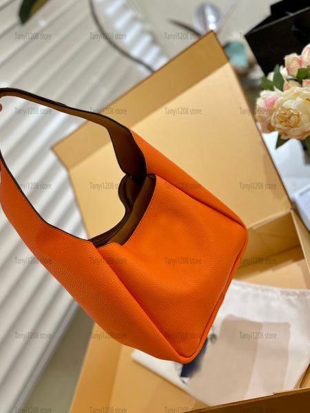 

fashion prads hubo bucket bag 5a classic miuccia luxury small tote bag designers women soft real leather shoulder bag triangle crossbody bag