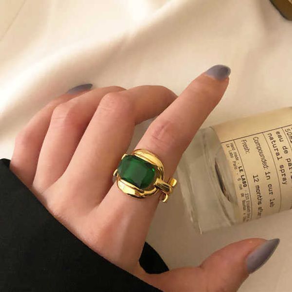 

cluster rings personality design big finger rings for women green stone luxury gold wide ring jewelries ladies cool hip-hop l230306, Golden;silver