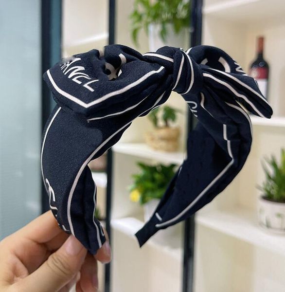 

fashion headband cloth wide edge brand designer cross knotted hairhoop headbands or women outdoor sports headwear hair clip accessories, Silver