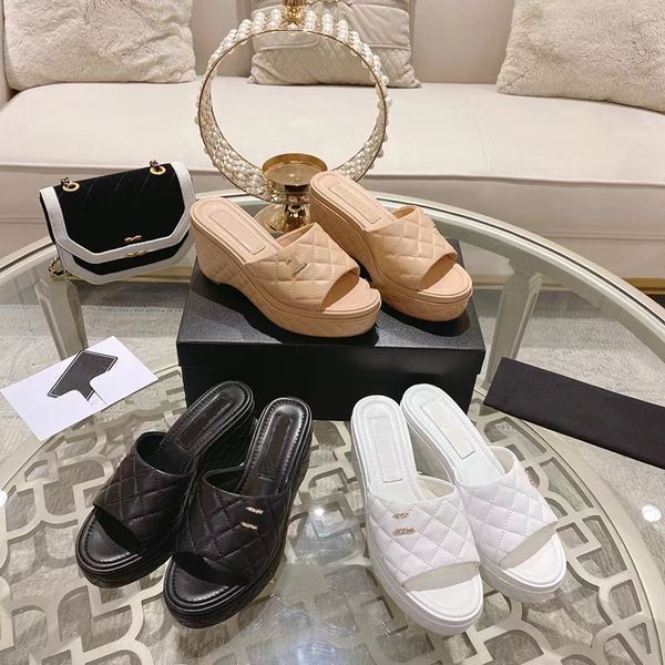 

2023 designer womens sandals outdoors beach slide slippers ladies luxury genuine leather slippers heels shoe diamond checker platform non-sl, Black
