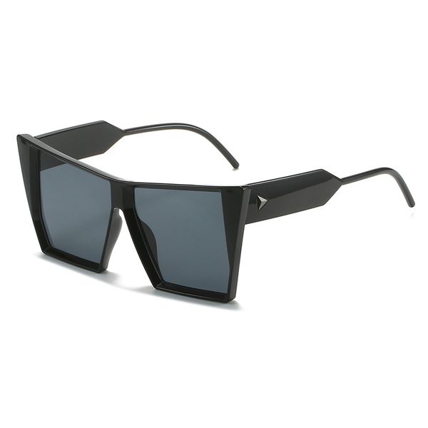 

2023 cross-border new sunglasses european and american personalized cat's eye large frame glasses fashion triangle rivet sunglasses fem, White;black