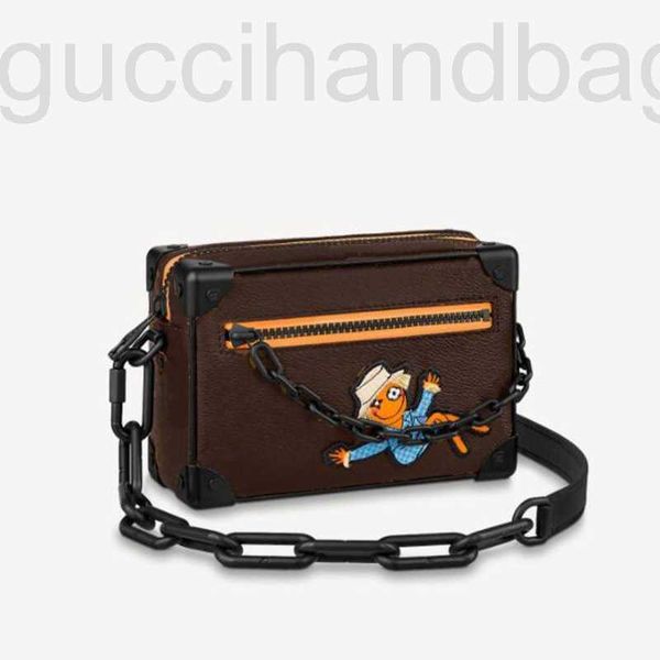 

designer messenger bag unique design luxury fashion mini shoulder bags square and compact shape