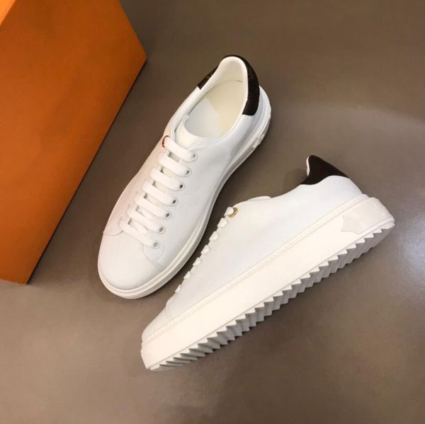 

fashion designer running shoes women's leather lace-up flat trainers