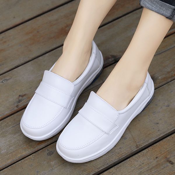 

dress shoe nurse shoes fashion pu leather white comfortable thick bottom air cushion female sneakers single flat 230307, Black