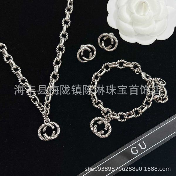 

2023 new luxury fashion jewelry for ear studs high edition new double fried dough twists thread necklace advanced interlocking bracelet bras, Silver