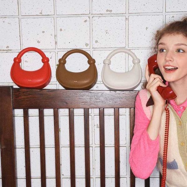 

design women's handbag exquisite red small bag ladies crossbody crescent bag 0324