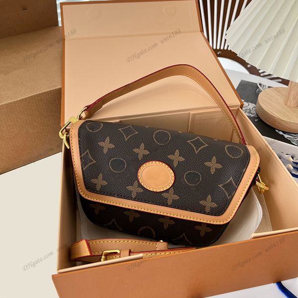 

23 women luxurys designers classic totes bags pochette handbag patent leather imprint flowers detachable messenger bag messenger ladies wall