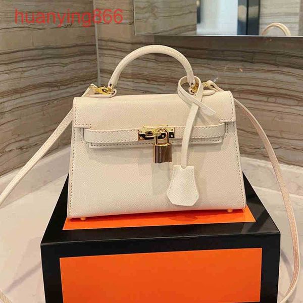 

good young women real leather shoulder bags size 20cm underarm crossbody bag chain luxury designers ladies flap small mini handbags letters