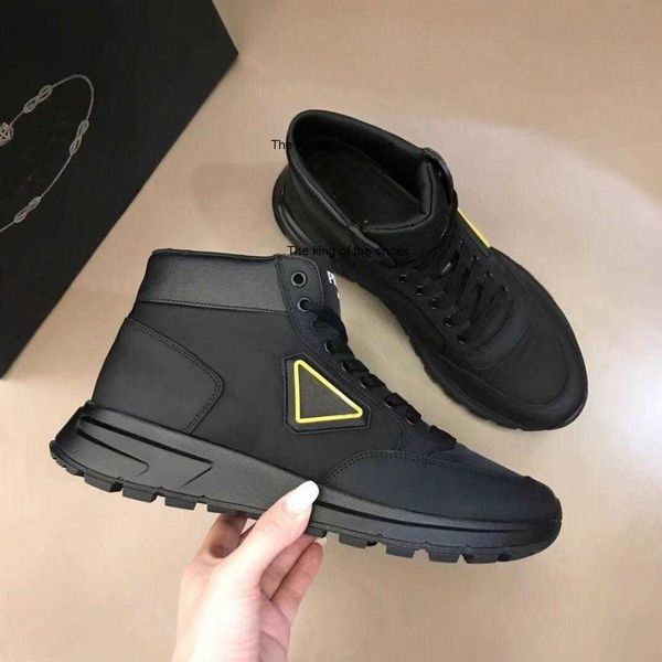 

2023 og sports shoes outdoor fashion brand re nylon brushed leather men's technology triangle rubber lug sole casual luxury prax 01, Black