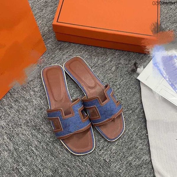 

luxury designer 2023 new summer women sandals classic casual slippers multicolor leather ladies oran sandal beach shoes jelly shoes 3 1if7, Black