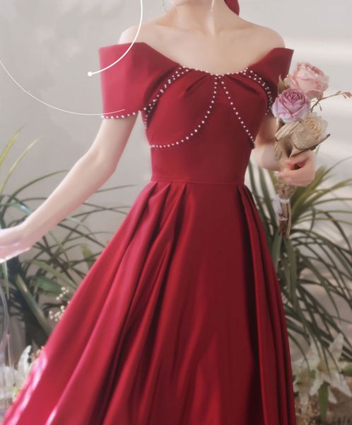 

elegant satin burgundy evening dresses a-line off the shoulder beading women back bandage formal party gowns robe de soiree, Black;red