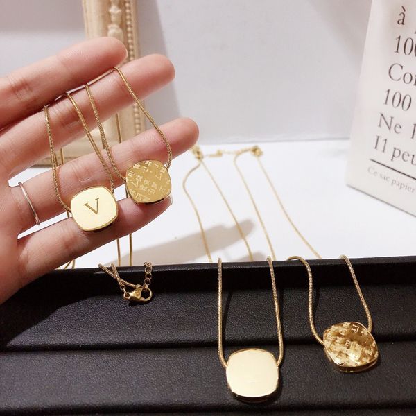 

23 womens lock designer necklace luxury pendant diamonds necklaces fashion for women mens gold silver necklace couple jewelry