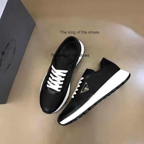 

2023 og designer shoes men prax 01 sneakers re-nylon platform flat trainers cloth lace-up runner breathable canvas shoe rubber sole p22, Black