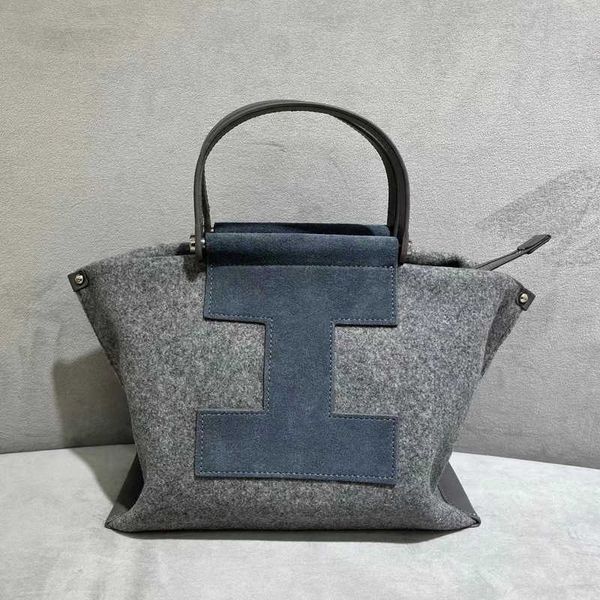 

japan commuter simple handbag female senior texture shoulder crossbody bag 0330