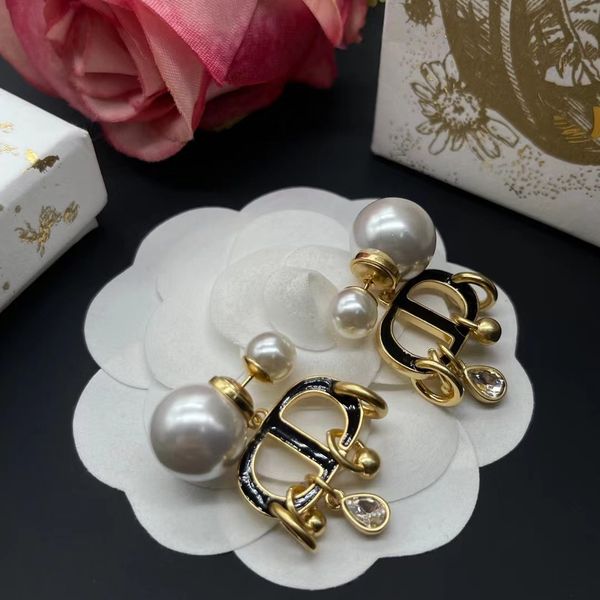 

pearl studs size pearl alphabet ringlets, Golden