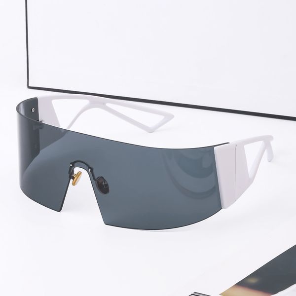 

New one-piece sunglasses, women's fashion in Europe and America, large frame sunglasses, women's outdoor cycling sports glasses