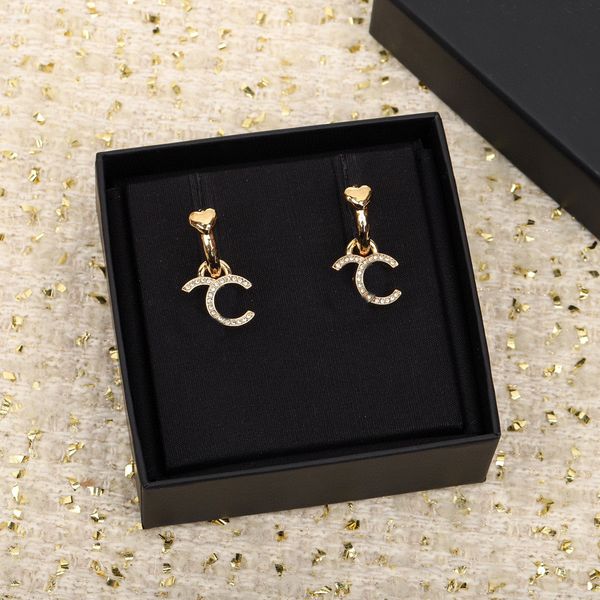 

2023 luxury quality charm drop earring with diamond in 18k gold plated have box stamp ps3992, Golden