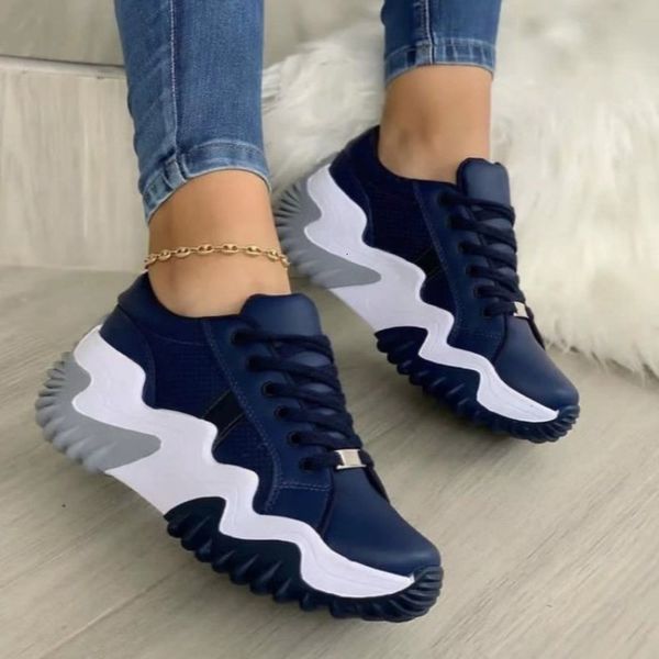 

dress shoes ladies sneakers lace up wedge heel vulcanized shoes thick sole casual shoes large size 43 women shoes zapatos de mujer 230308, Black