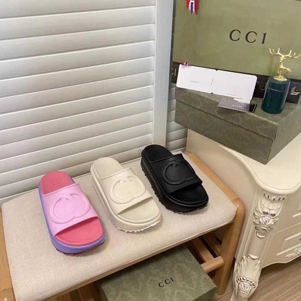 

designer slippers luxury slides embossed interlocking platform rubber slide sandals women beach slipper thick bottom sliders summer shoes z1, Black